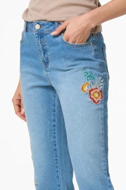 Cato Cropped Embroidered Floral Jeans><noscript><img width=