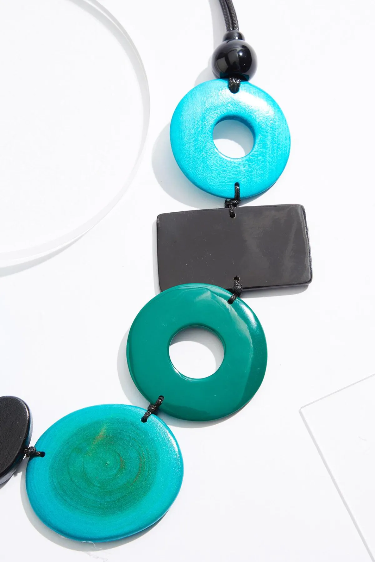 Cato Geo Wood Colorblock Necklace> Necklaces