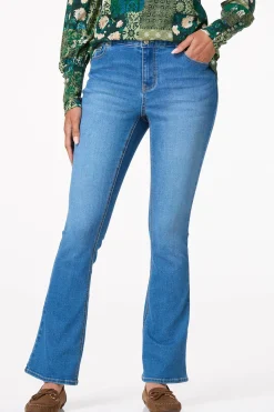 Cato Petite Double Button High Rise Bootcut Jeans> Petites|Jeans