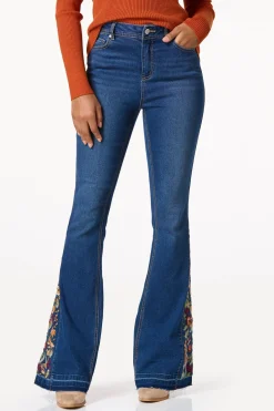 Cato Petite Floral Paisley Embroidered Jeans><noscript><img width=