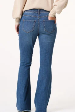 Cato Petite Superflex Curvy Flare Leg Jeans> Petites|Jeans