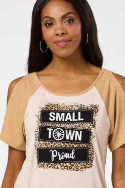 Cato Small Town Proud Top><noscript><img width=