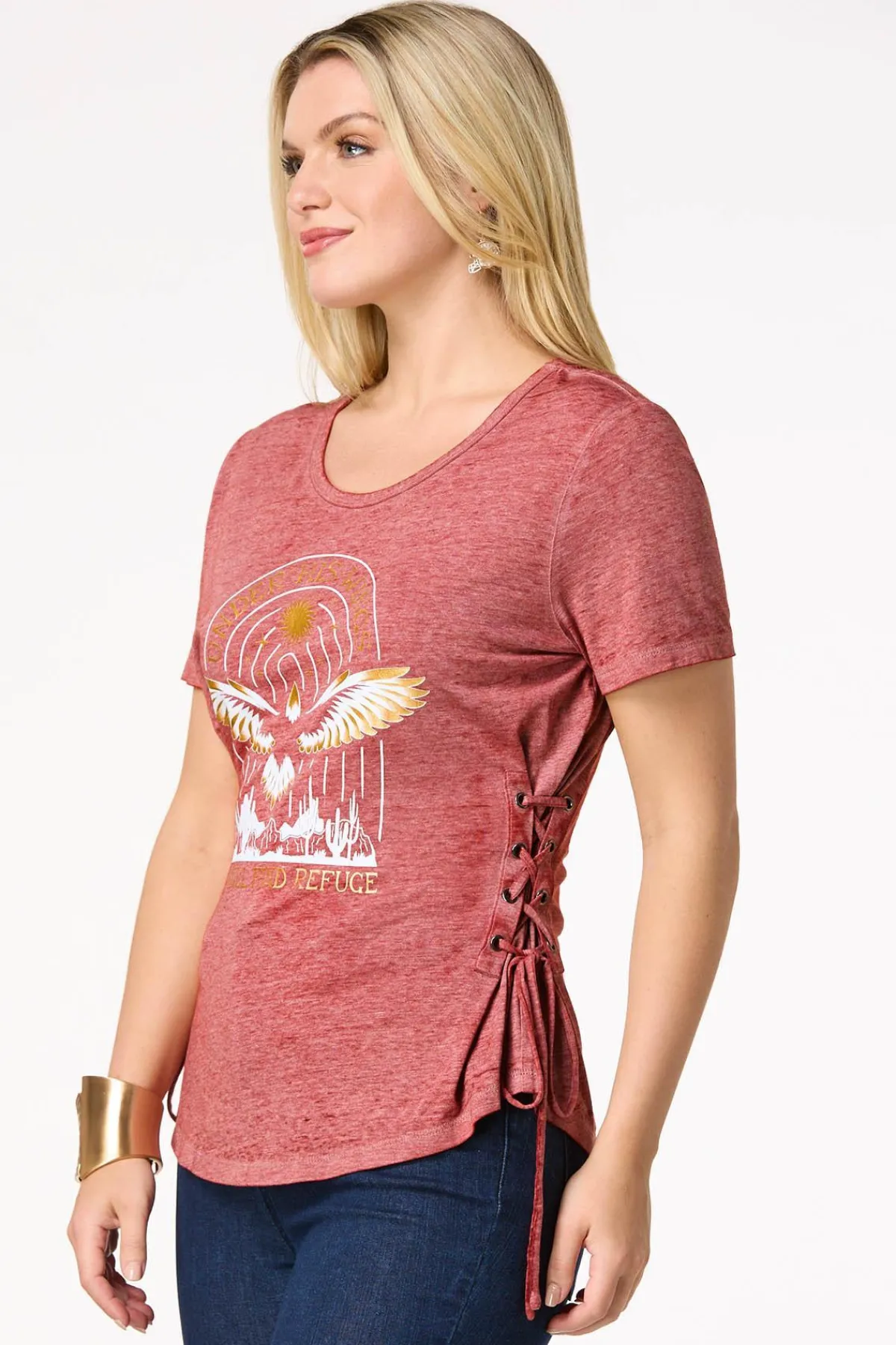 Cato Under His Wings Graphic Tee> Tops